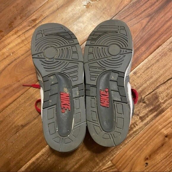 NIKE | Air Force 1s red/grey - Picture 3 of 4